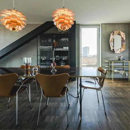 Apartment Luxury Harbourfront Penthouse With Private Rooftop *